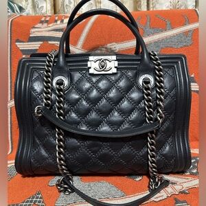CHANEL ❤️🌟QUILTED DOUBLE STITCH LARGE LE BOY TOTE BAG⭐️